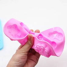 Load image into Gallery viewer, Silicone Dog Cookie Baking Mold
